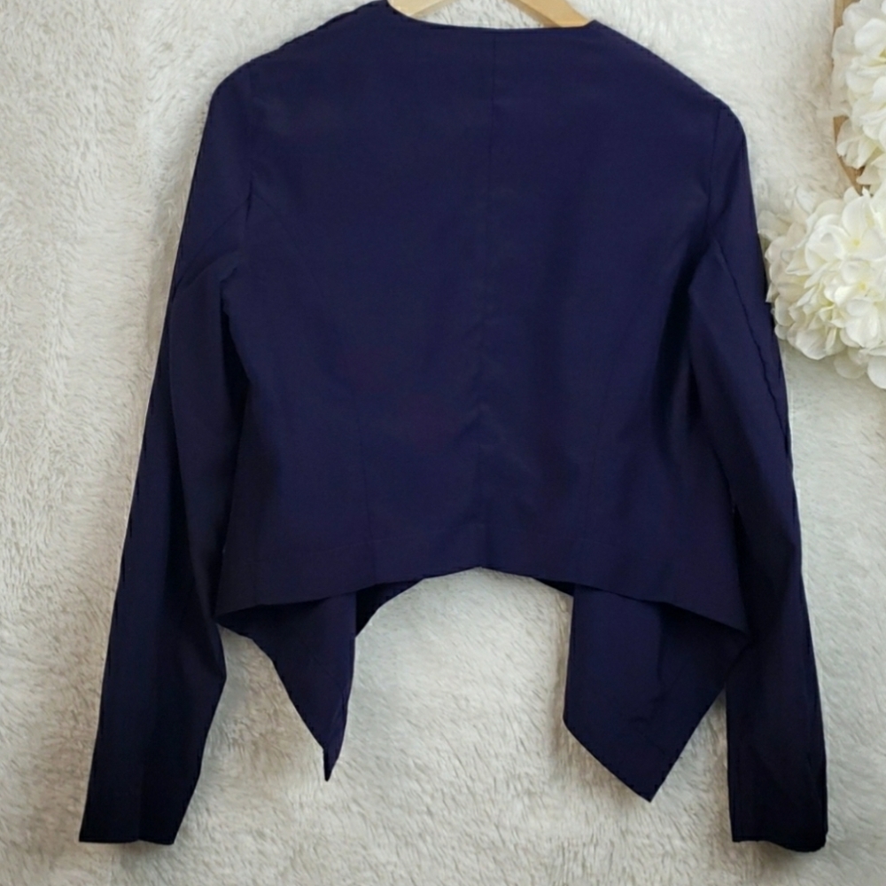 Light Blazer - Picture 2 of 3